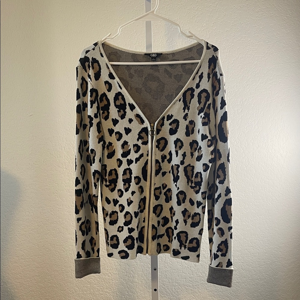 GBG for GUESS Leopard Print Zip Up Sweater. NWOT - Size Large